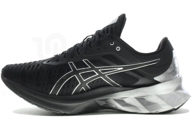 Asics Novablast Platinum M 