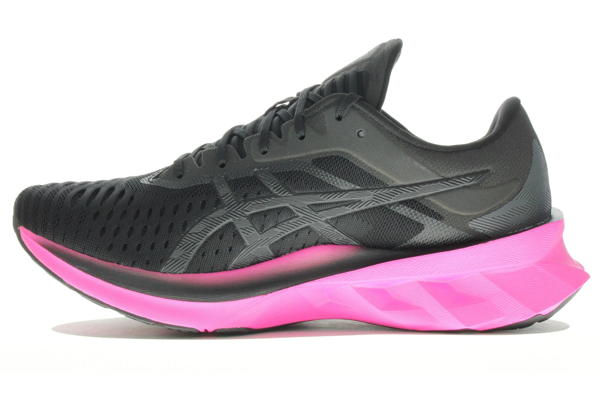 Asics Novablast
