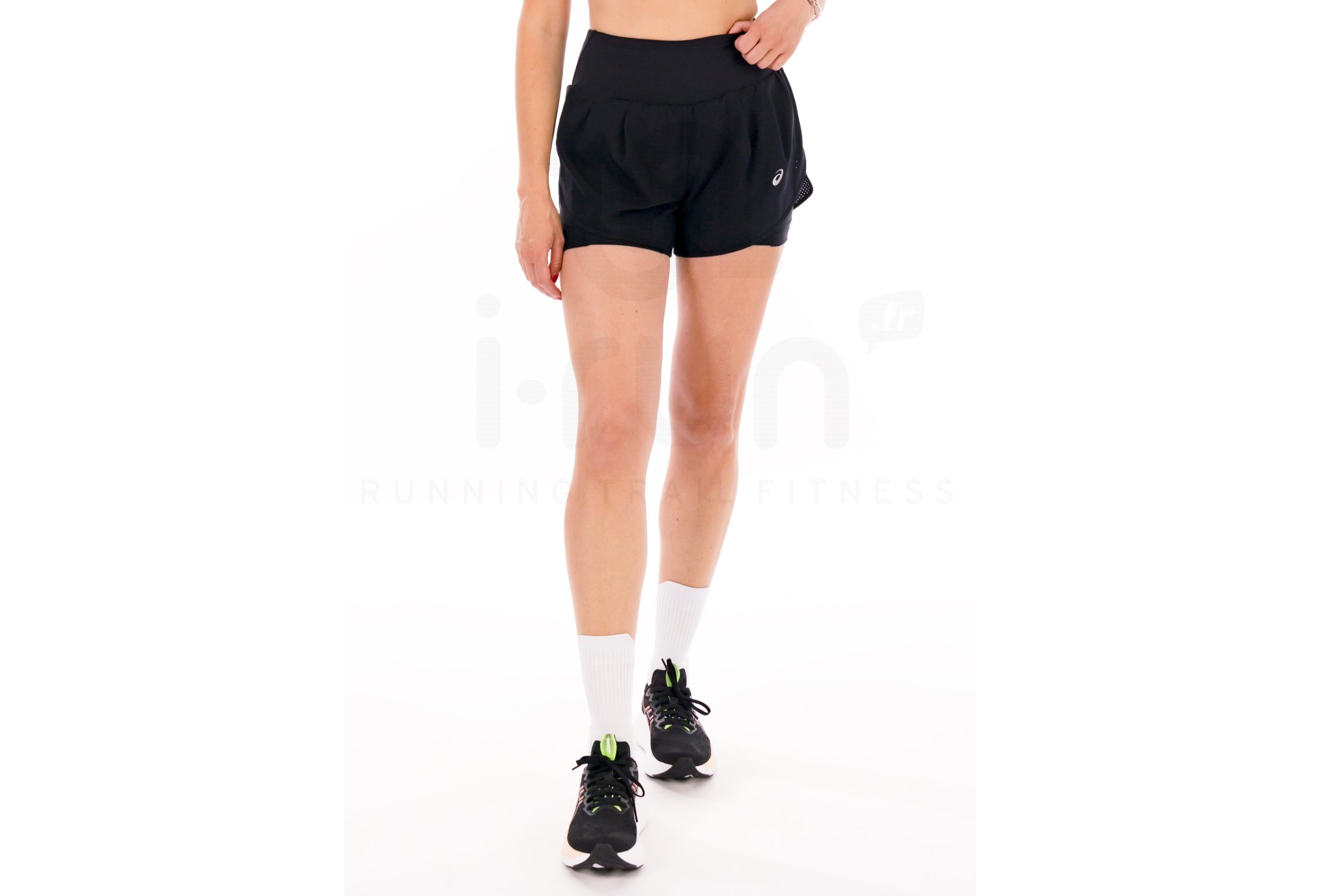 Asics pantal�n corto Road 2 en 1 negro