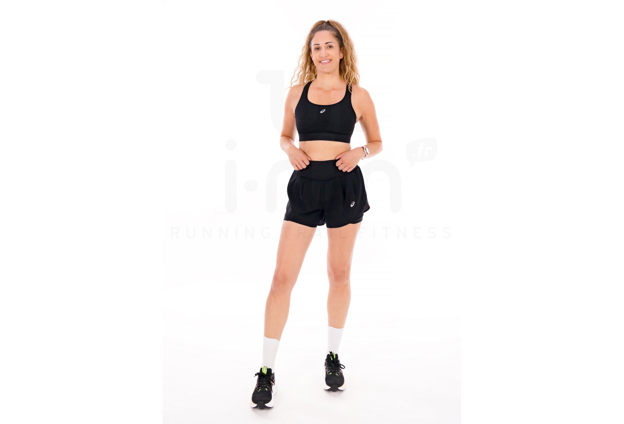 Asics pantal�n corto Road 2 en 1 negro