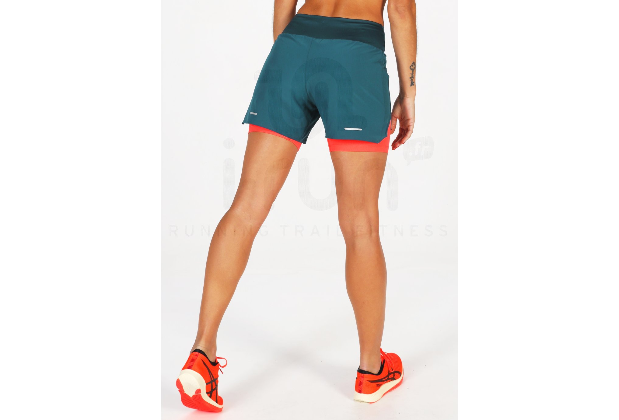 Asics pantal�n corto Road 2 en 1