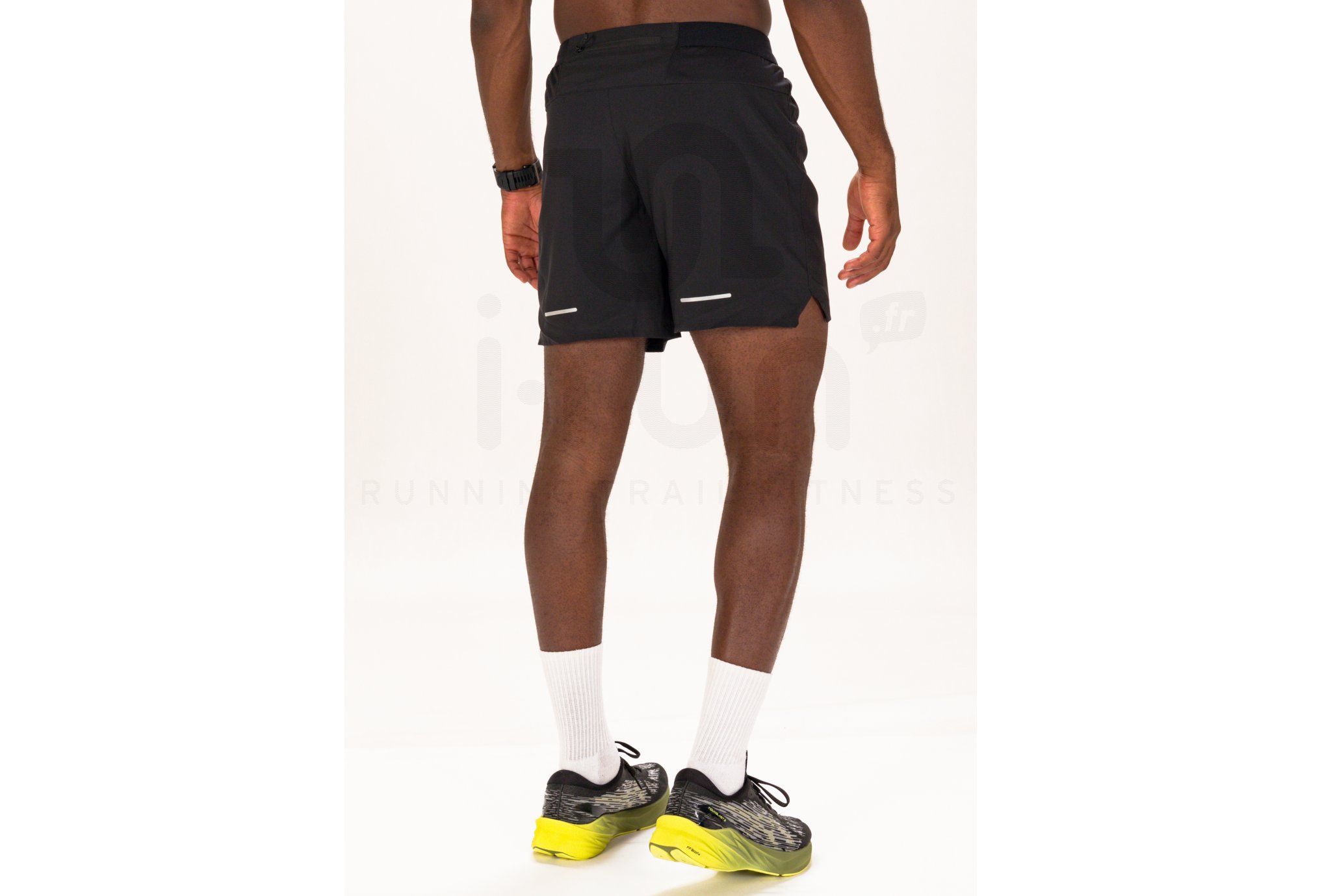 Asics Road M