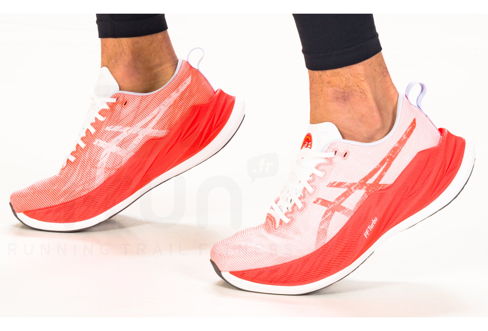 Asics Superblast M