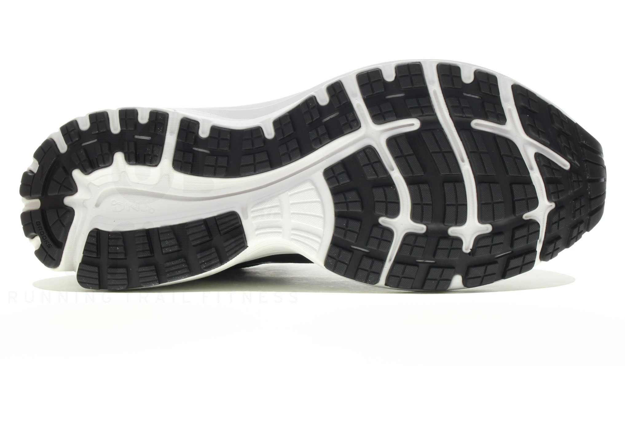 Brooks Aduro 6