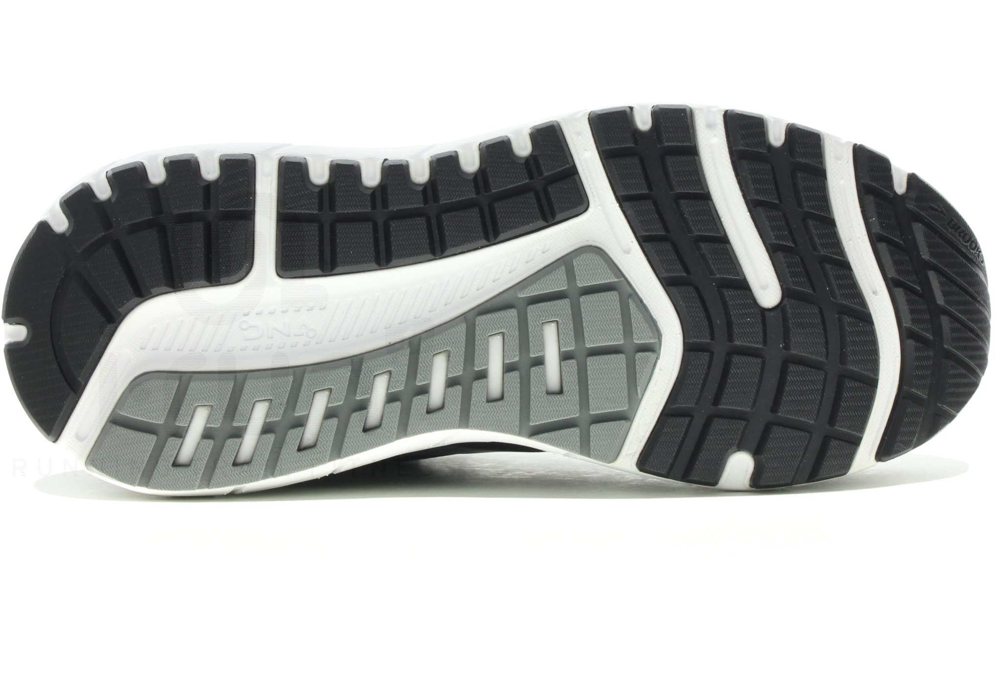 Brooks Beast 