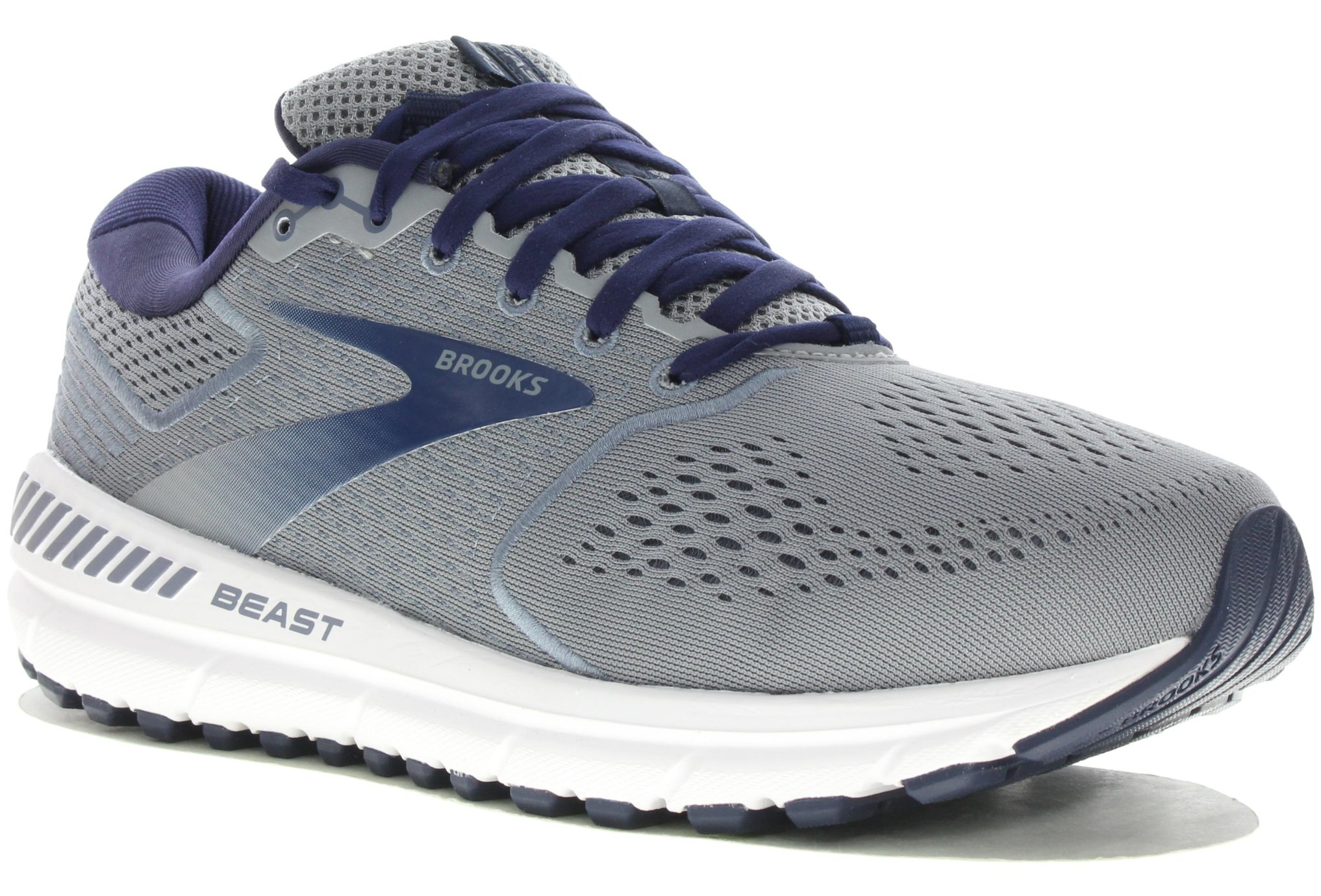 Brooks Beast 