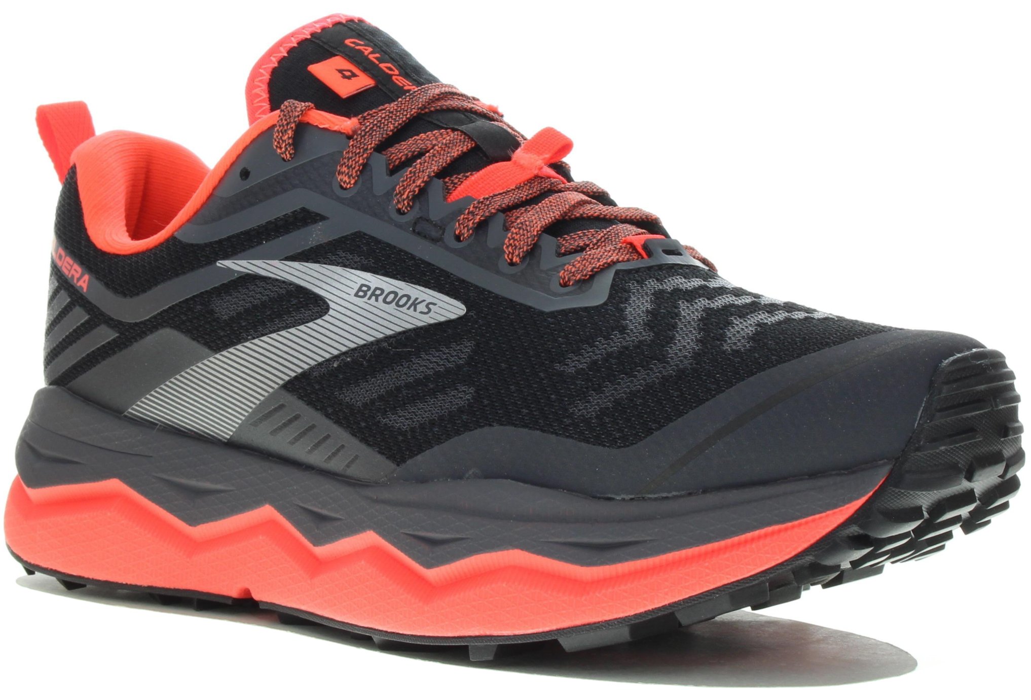 Brooks Caldera 4