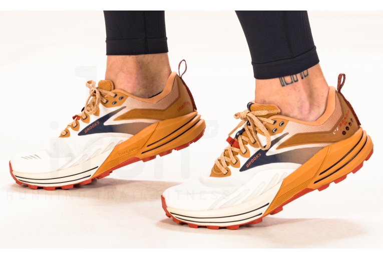 Brooks Cascadia 16 Herren
