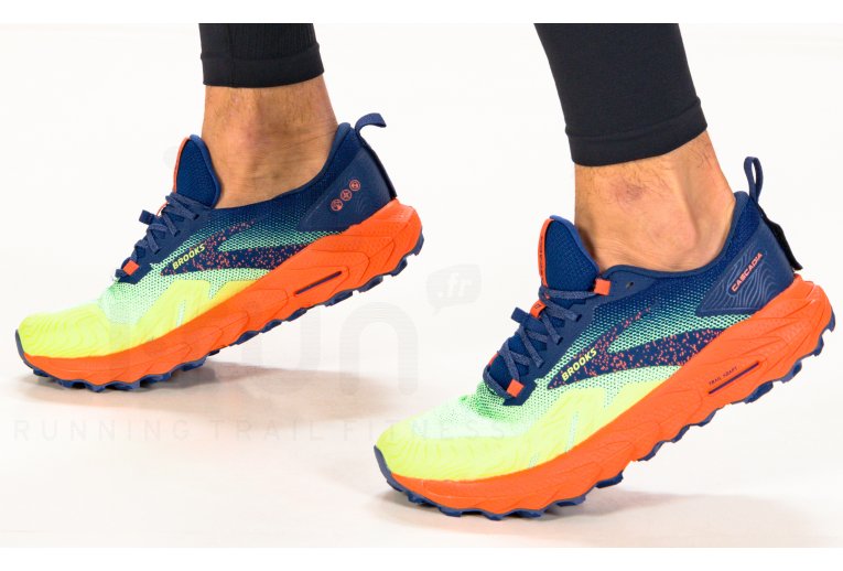 Brooks Cascadia 17 M