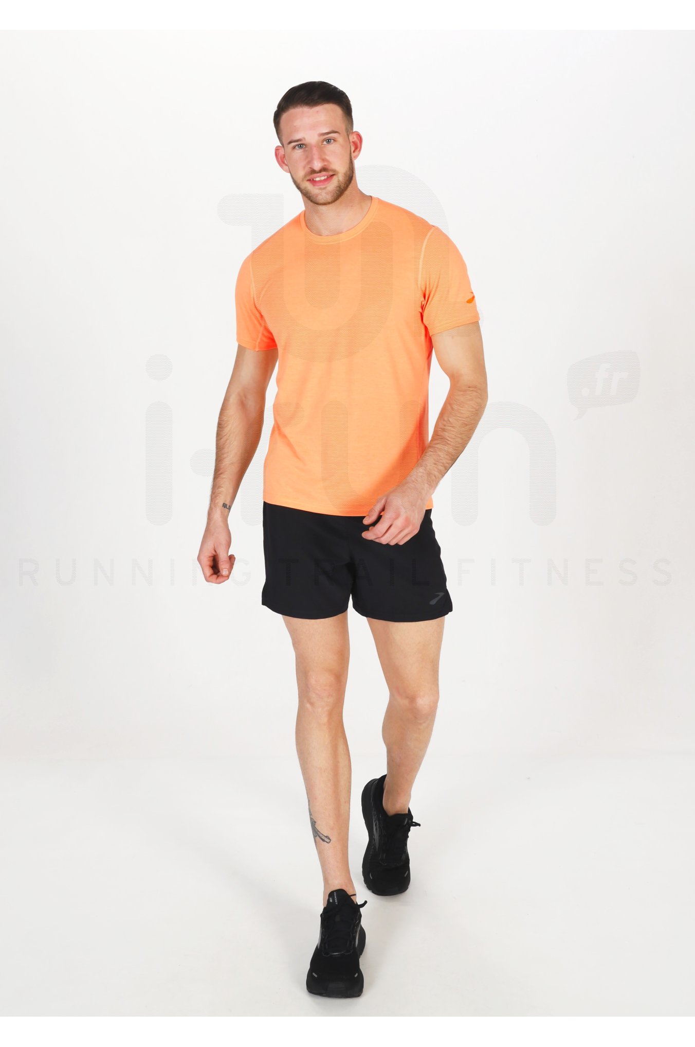 Brooks Distance M 
