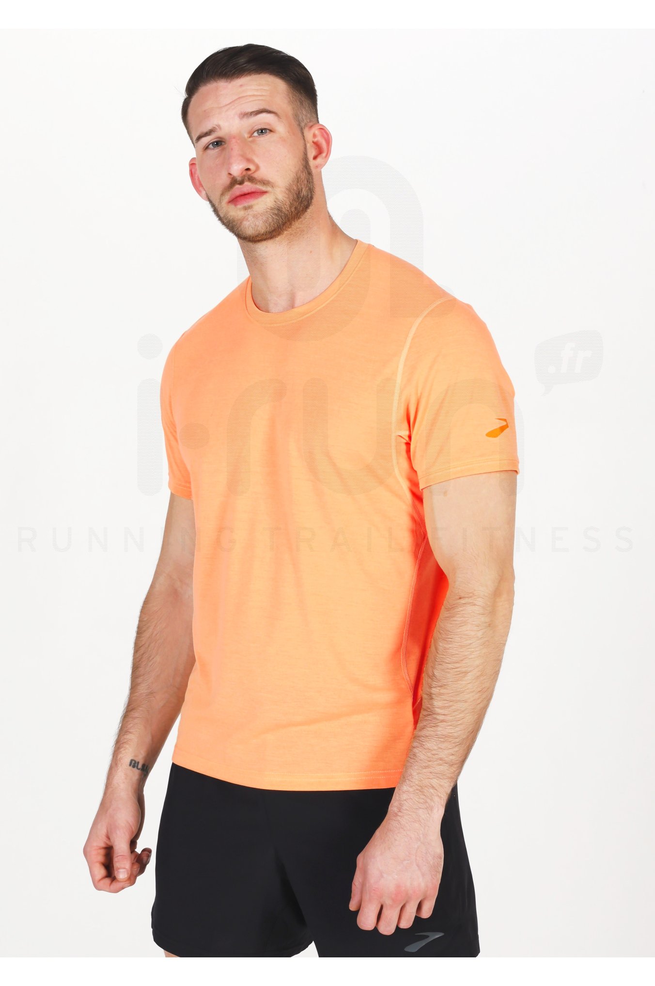 Brooks Distance M 