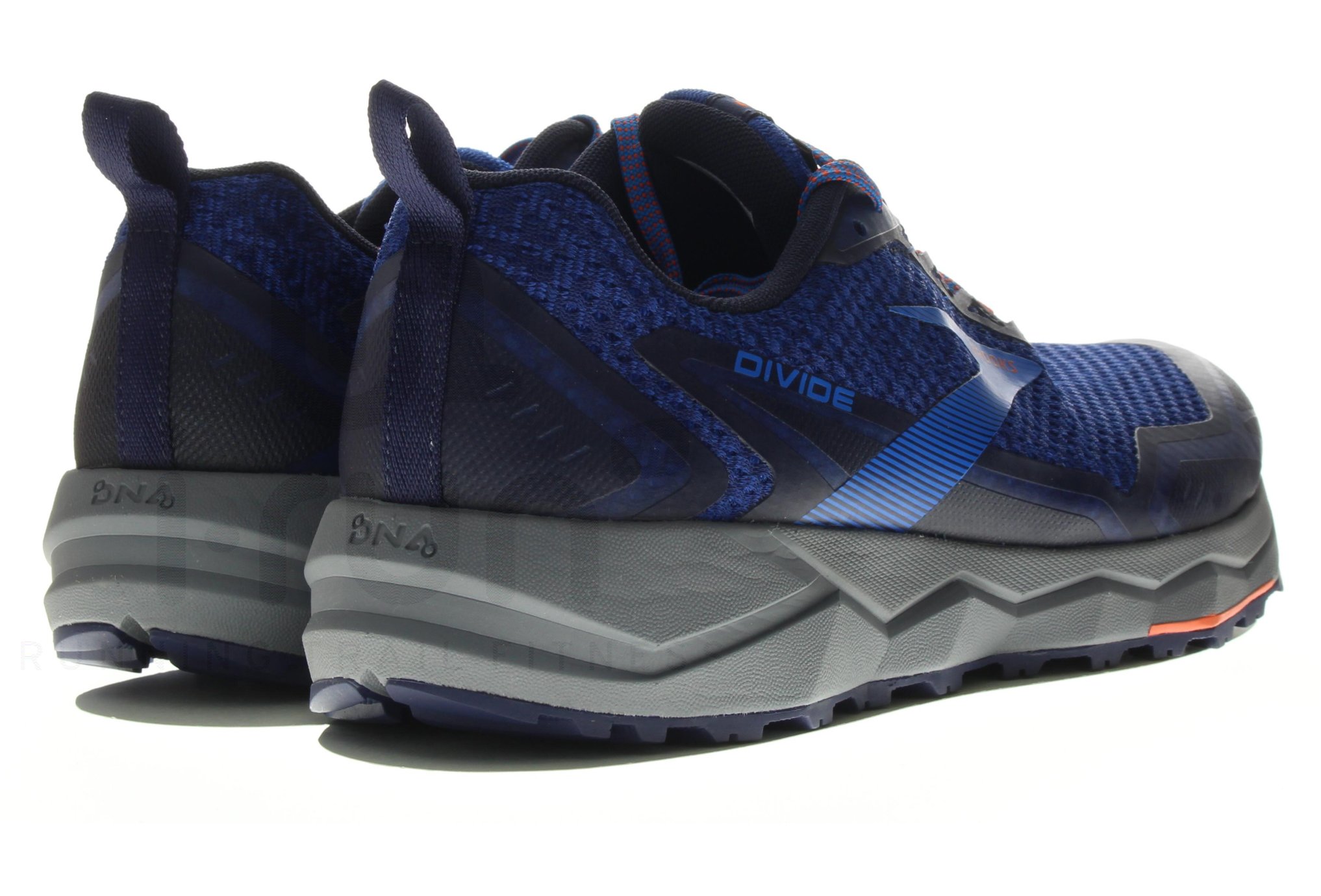 Brooks Divide M 