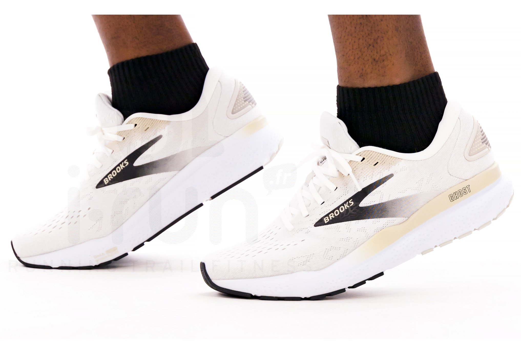Brooks Ghost 16