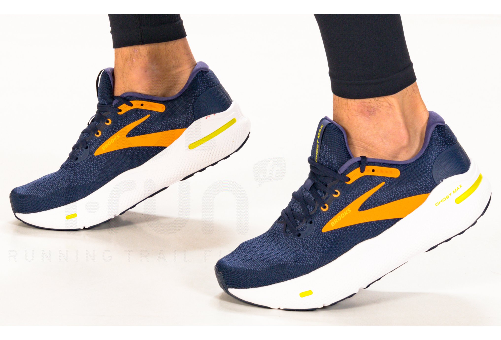 Brooks Ghost Max M