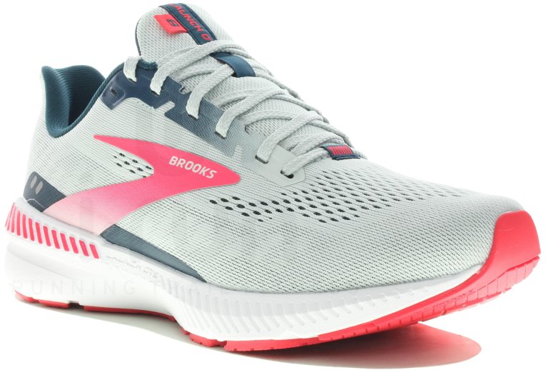 Brooks Launch GTS 8