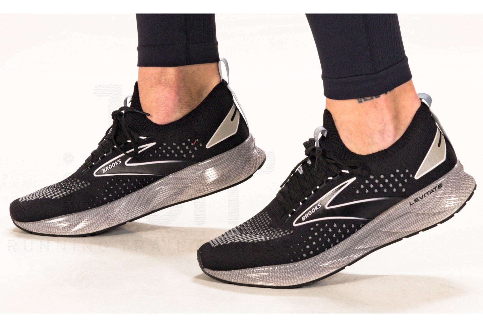 Brooks Levitate StealthFit 6 M