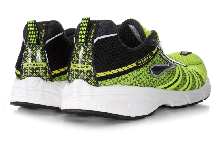 Brooks Racer ST 5