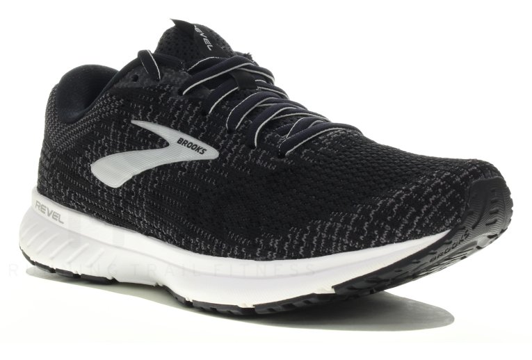 Brooks Revel 3