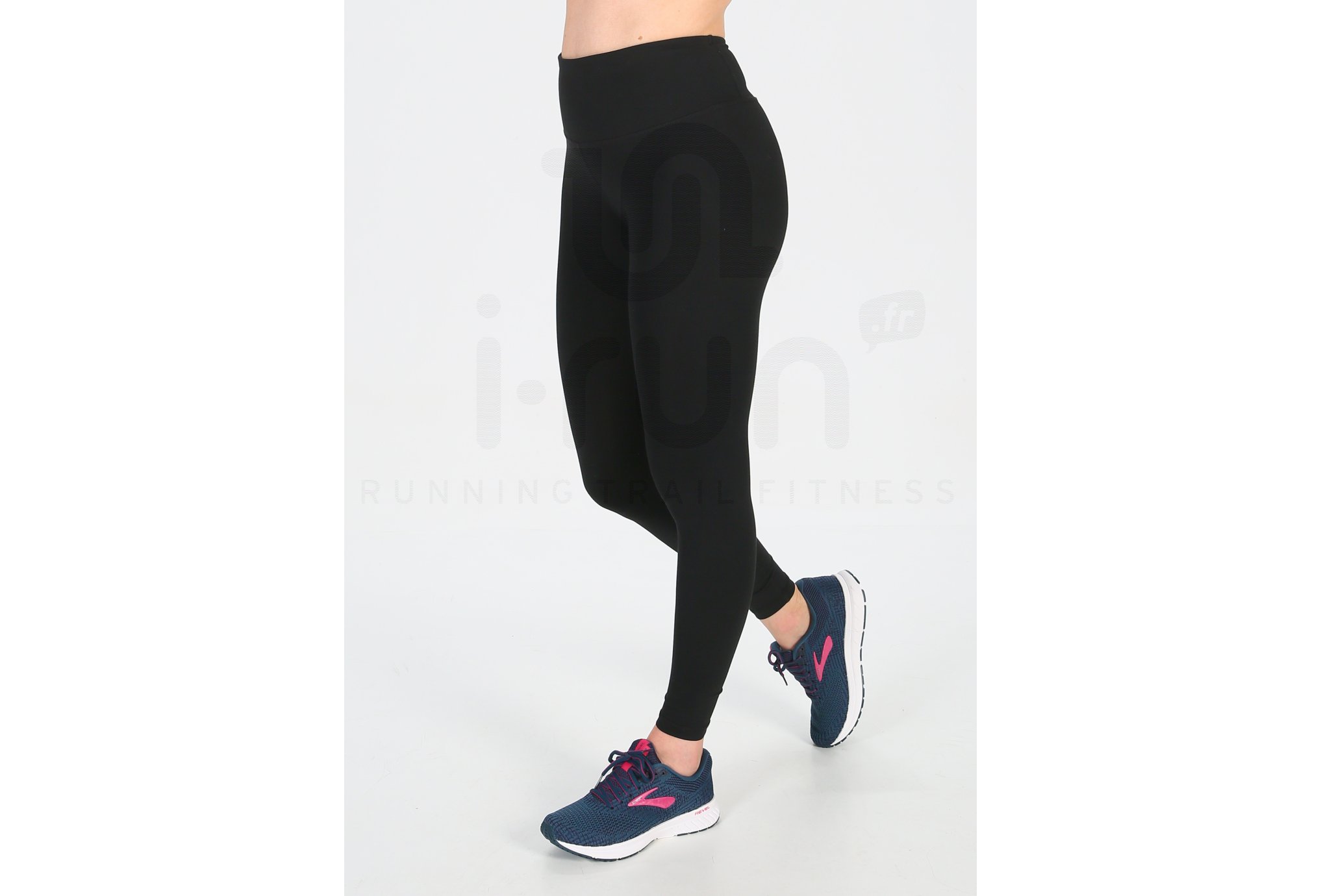 Brooks Revel 3