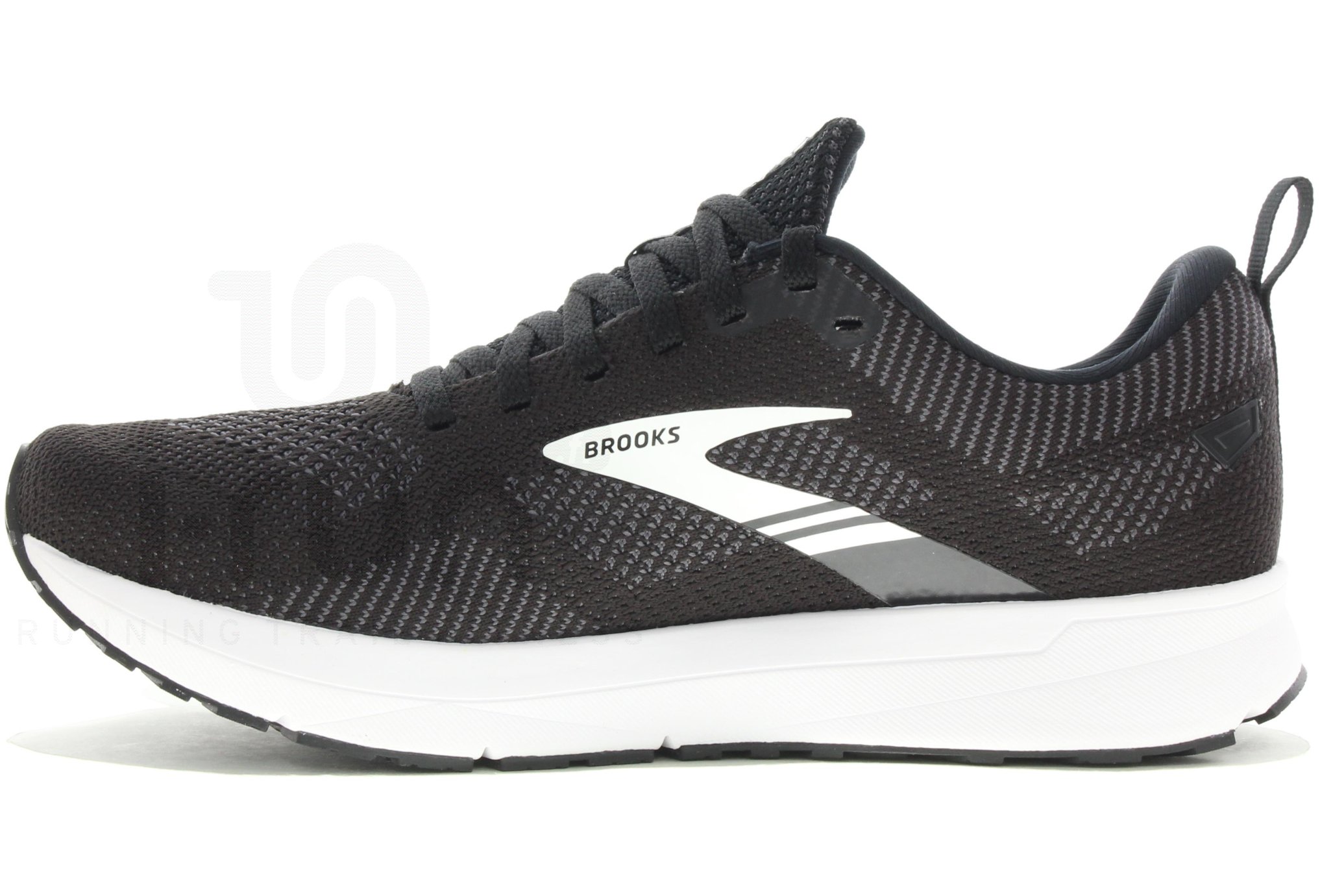 Brooks Revel 5