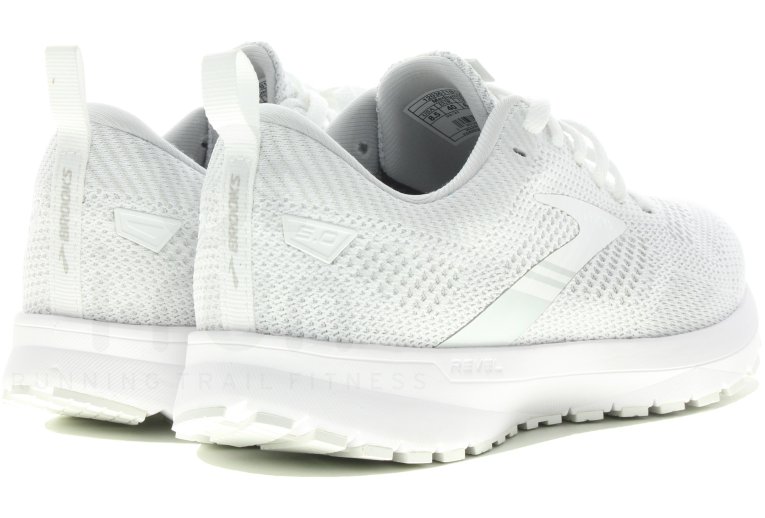 Brooks Revel 5 W 