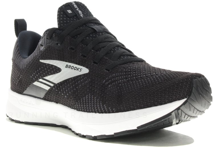 Brooks Revel 5 W 