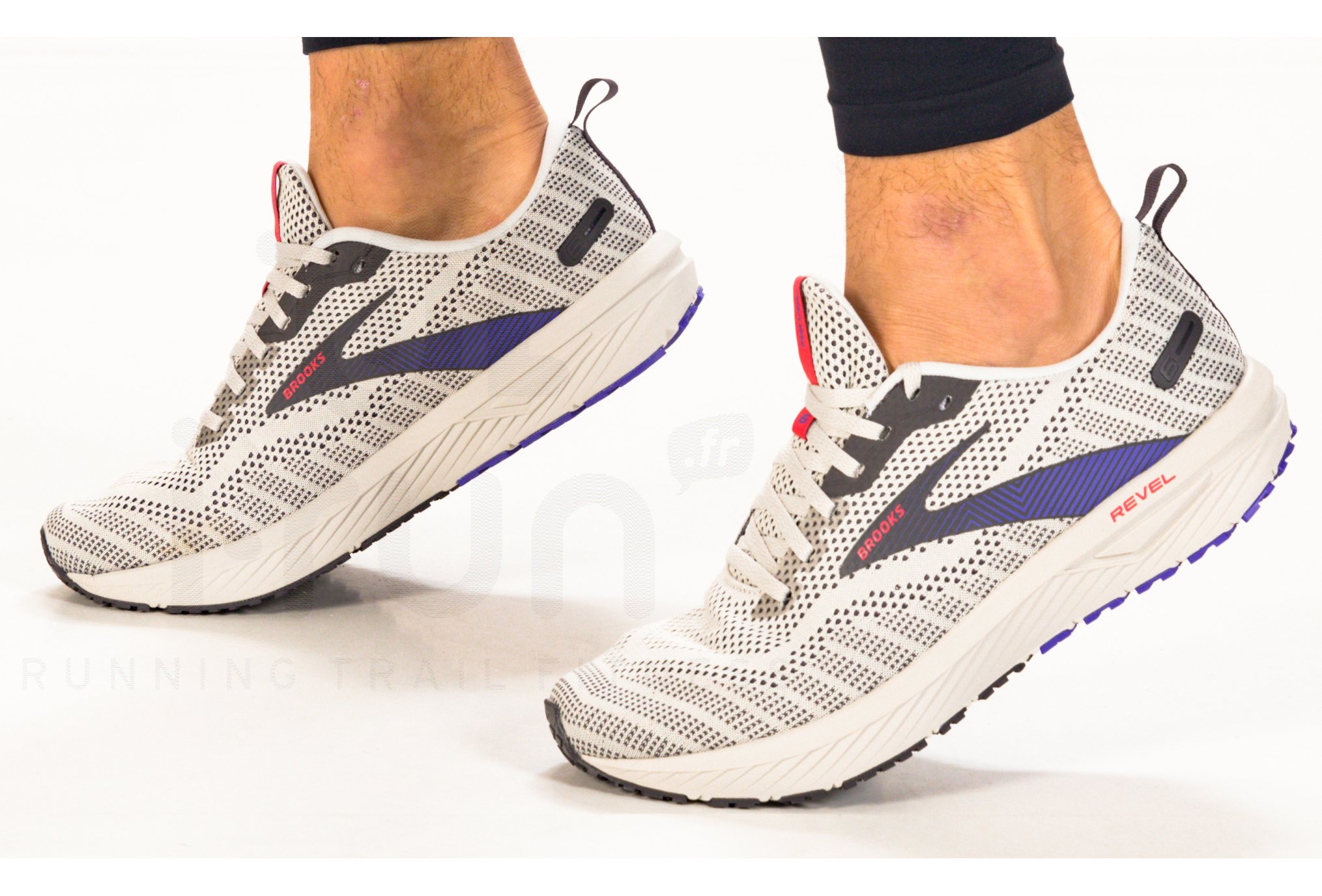 Brooks Revel 6