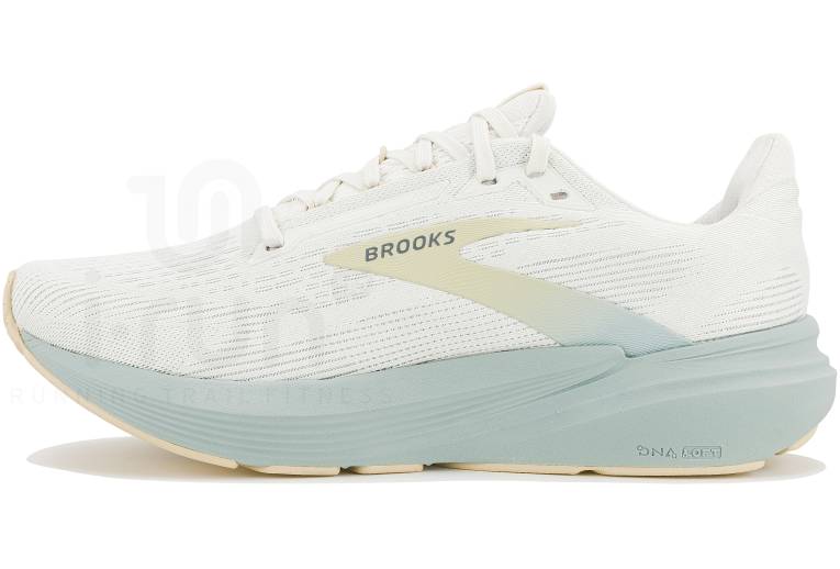 Brooks Revel 8