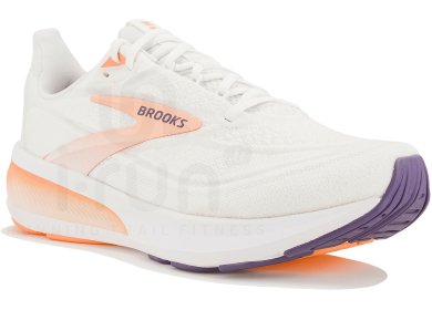 Brooks Revel 9