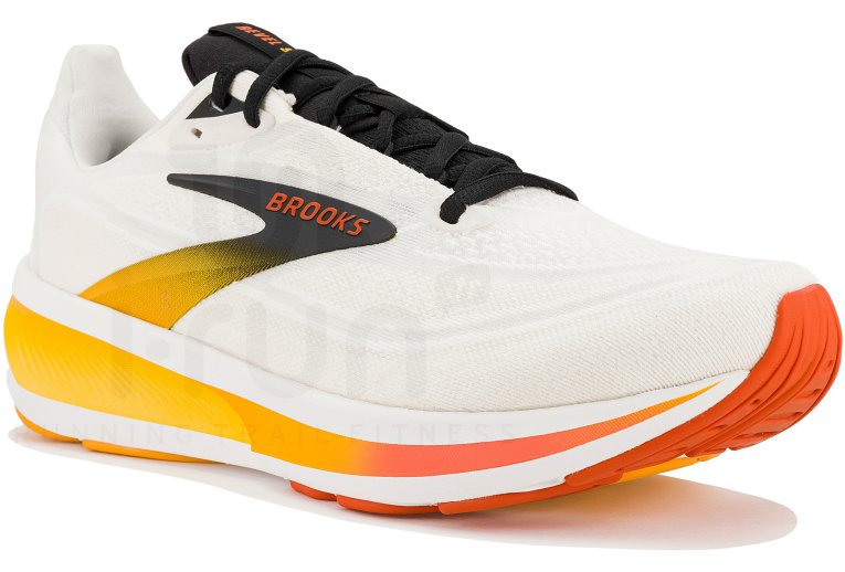 Brooks Revel 9 