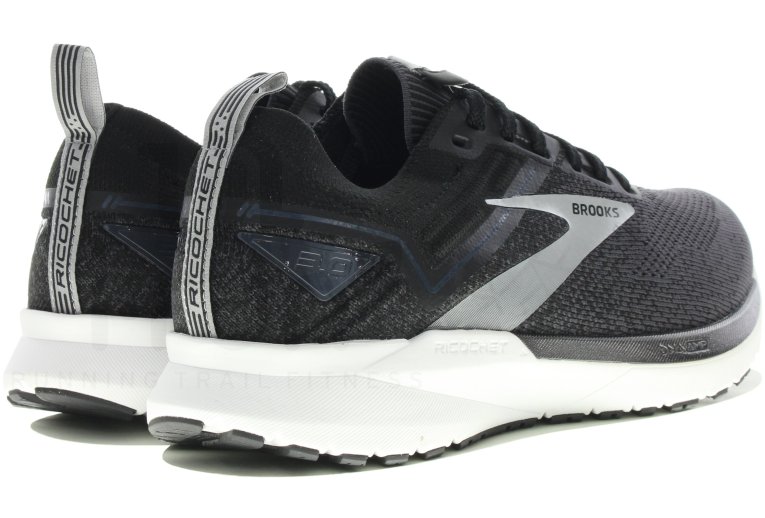 Brooks Ricochet 3 M 