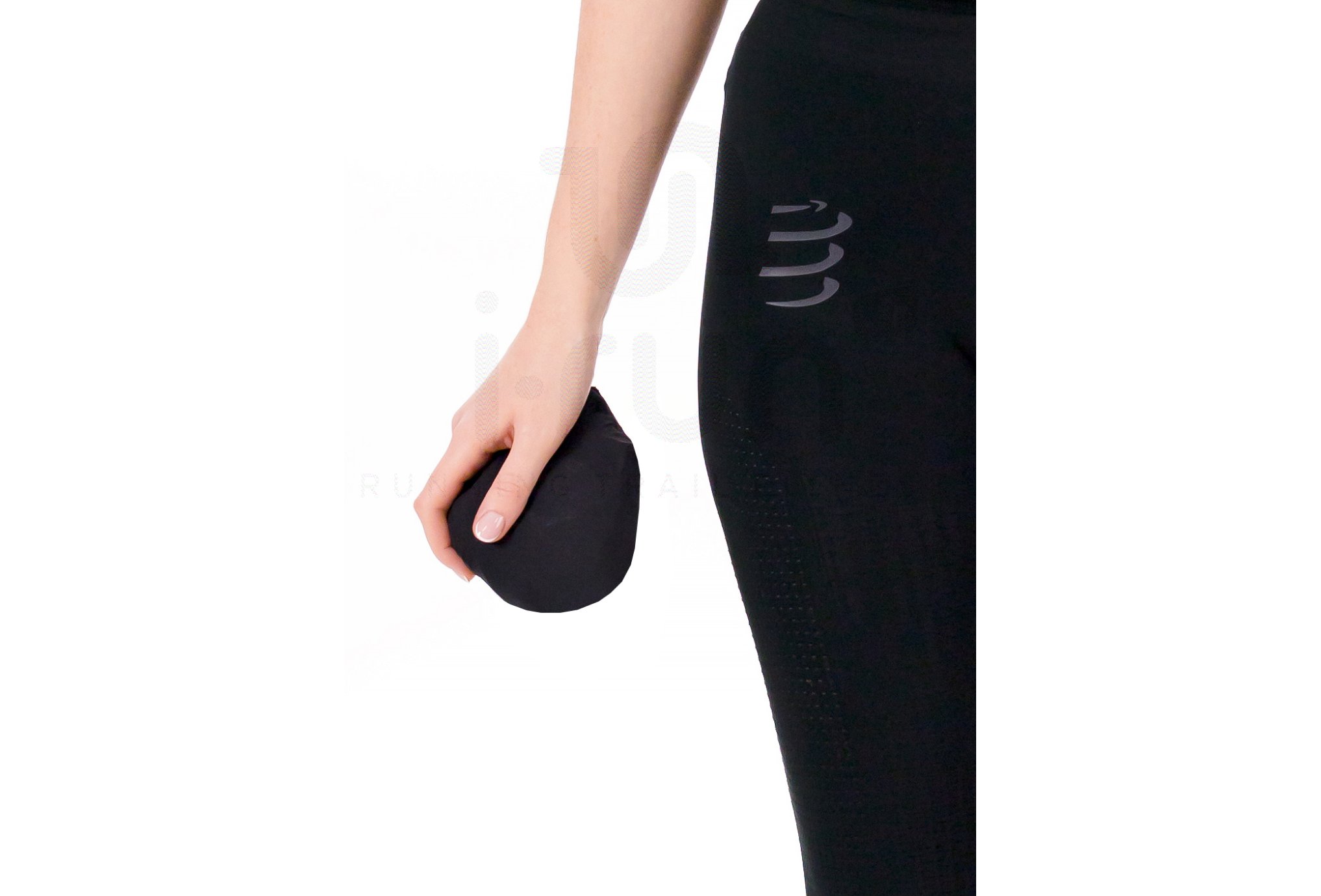 Compressport Hurricane Windproof W