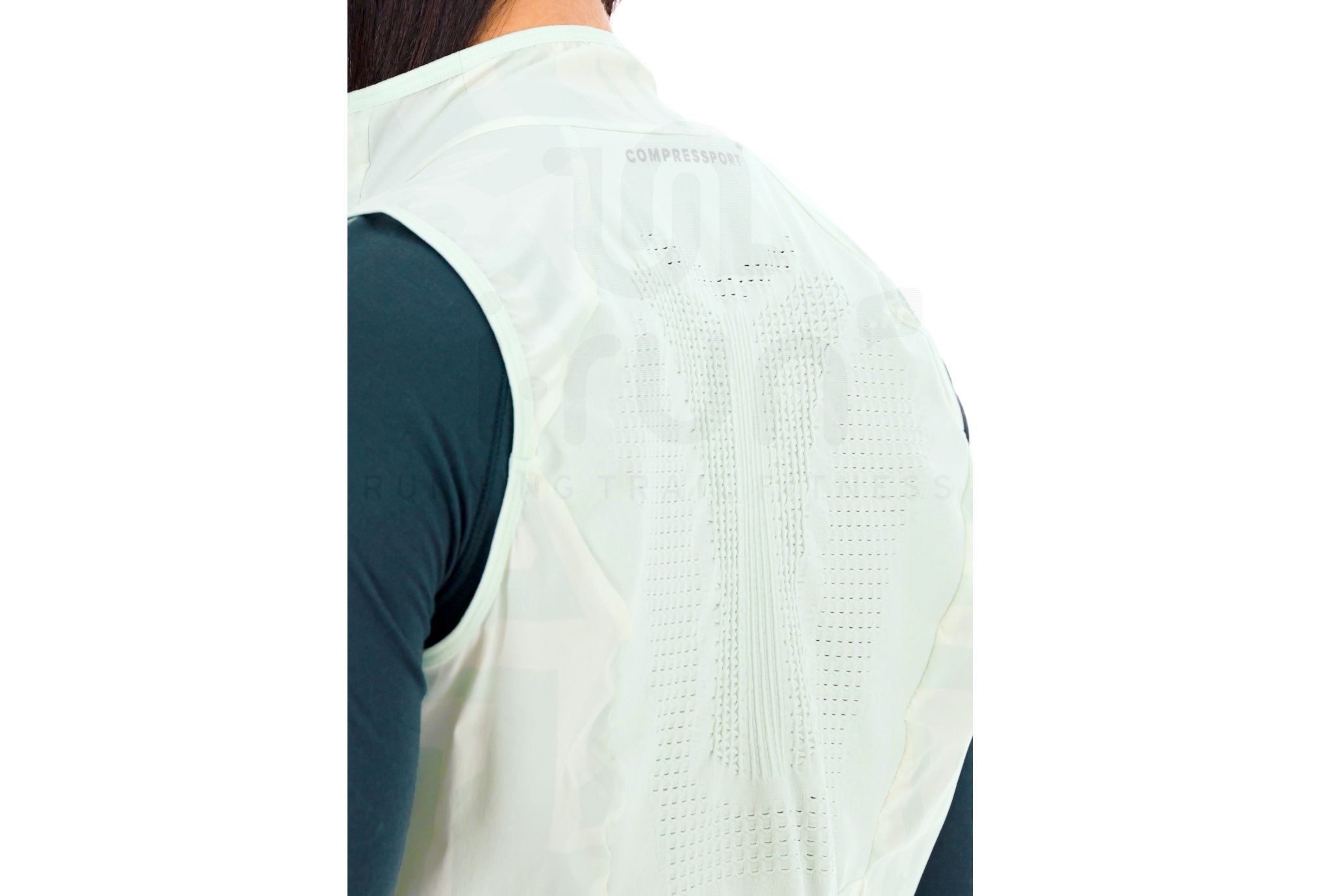 Compressport Hurricane Windproof W