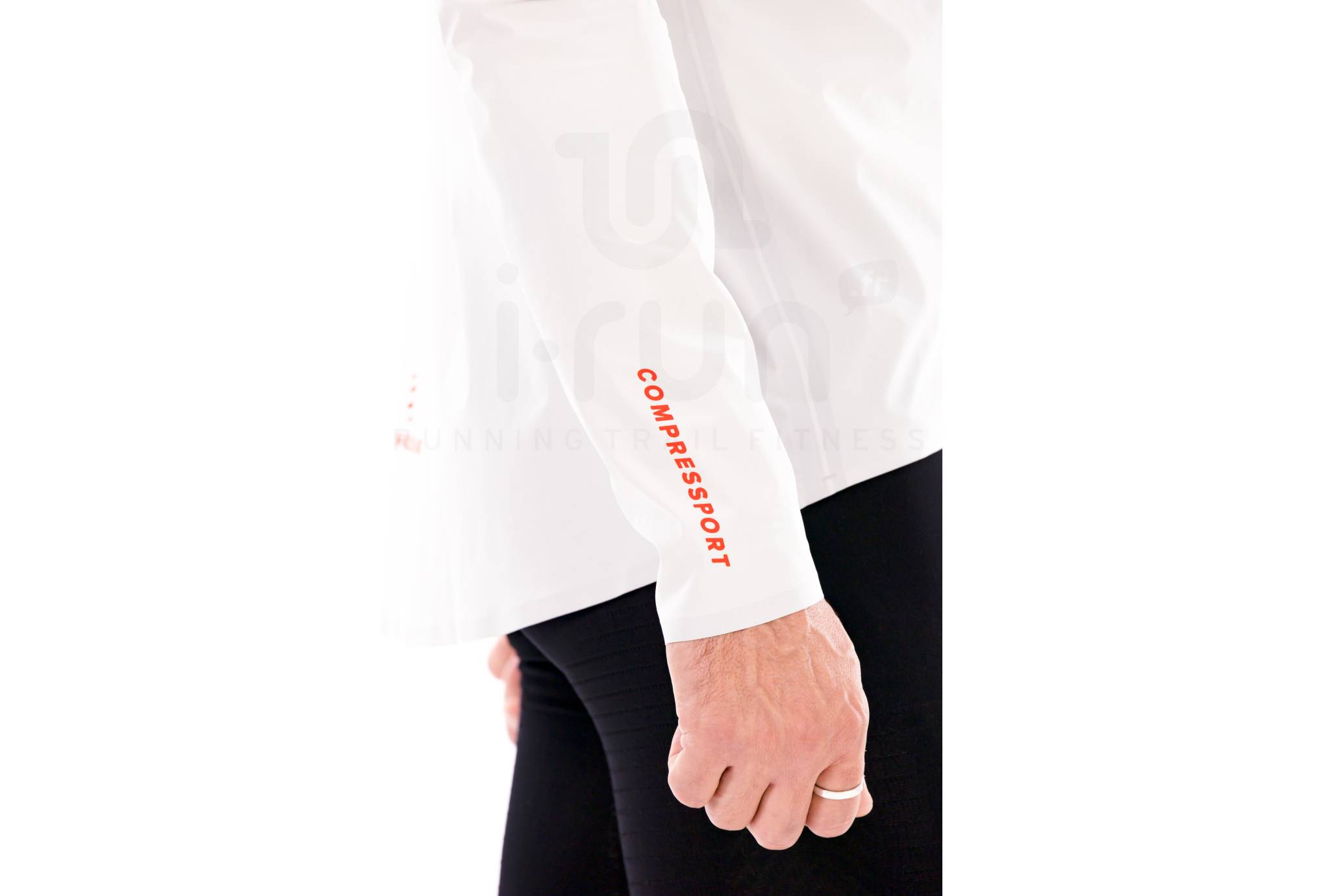 Compressport Thunderstorm waterproof