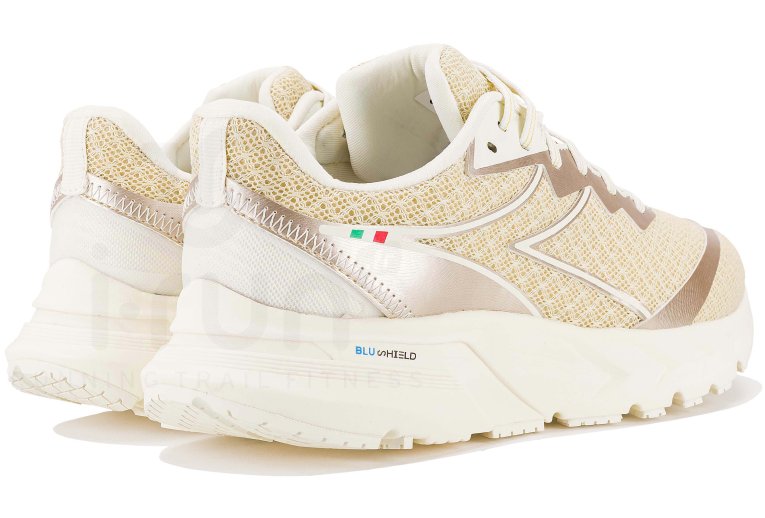 Diadora Mythos Blushield Volo 2 Gold W