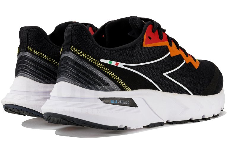 Diadora Mythos Blushield Volo 2 M 