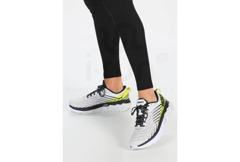 Hoka One One Arahi 4 Wide M 