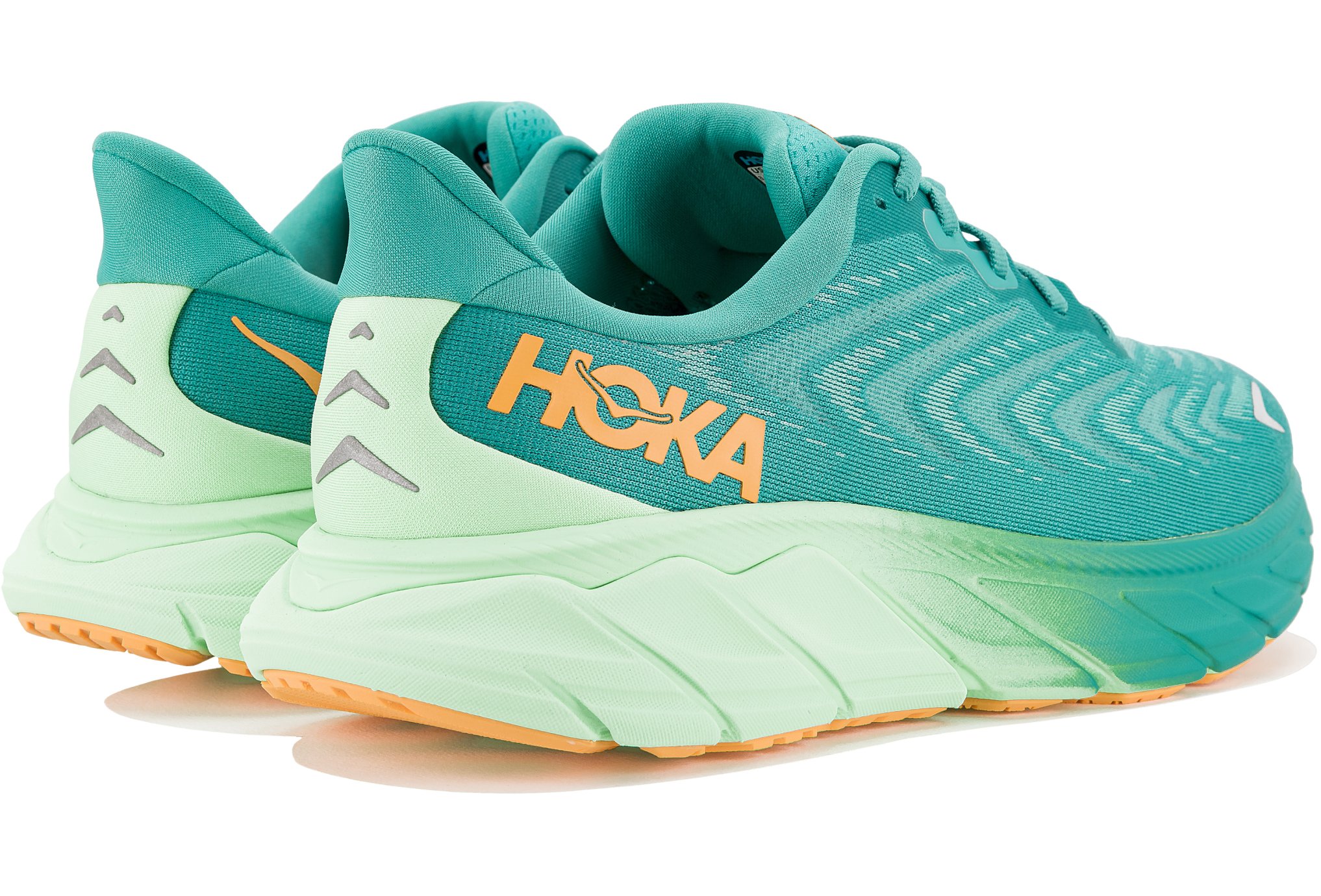 Hoka One One Arahi 6