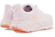 Hoka One One Arahi 8