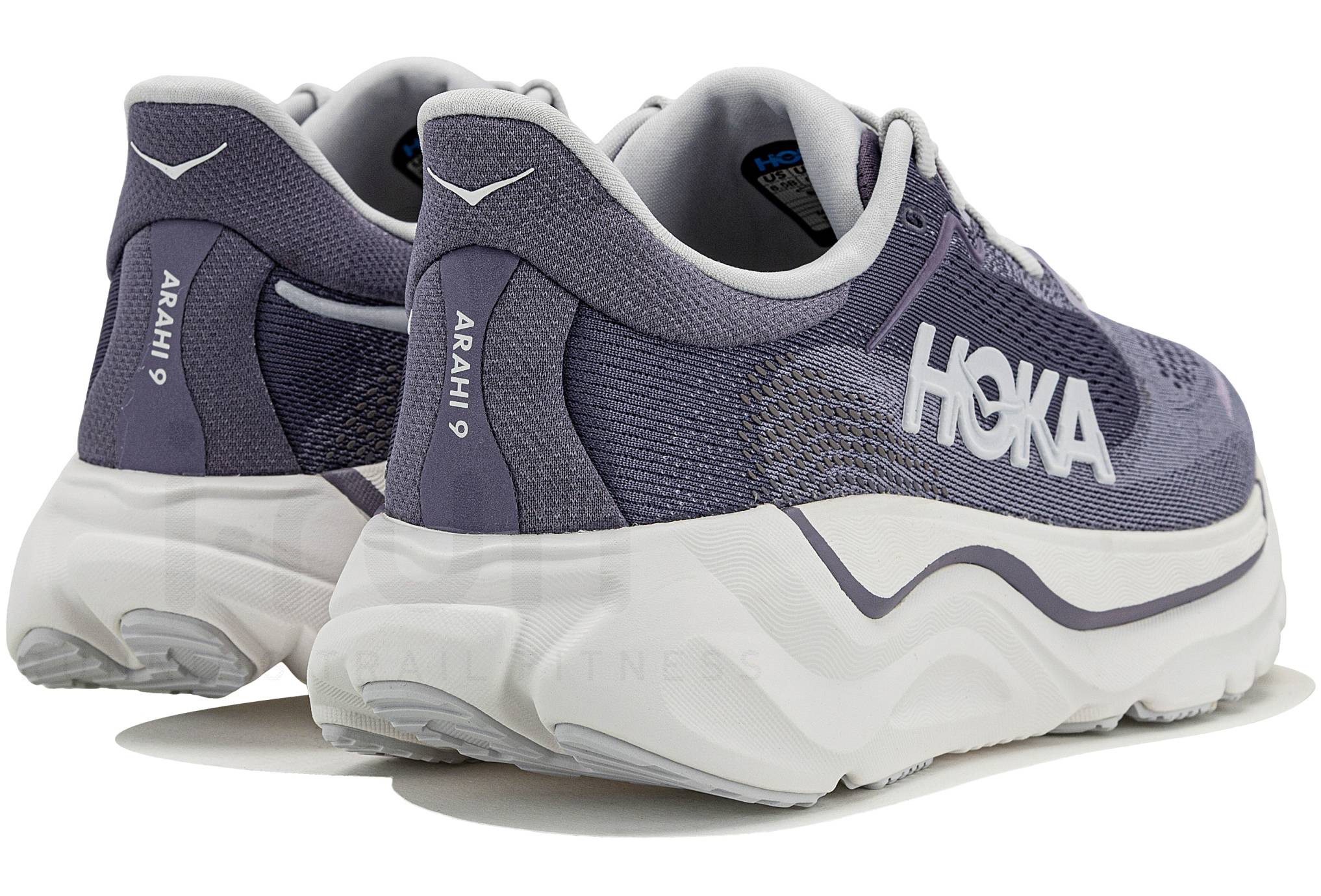Hoka One One Arahi 9