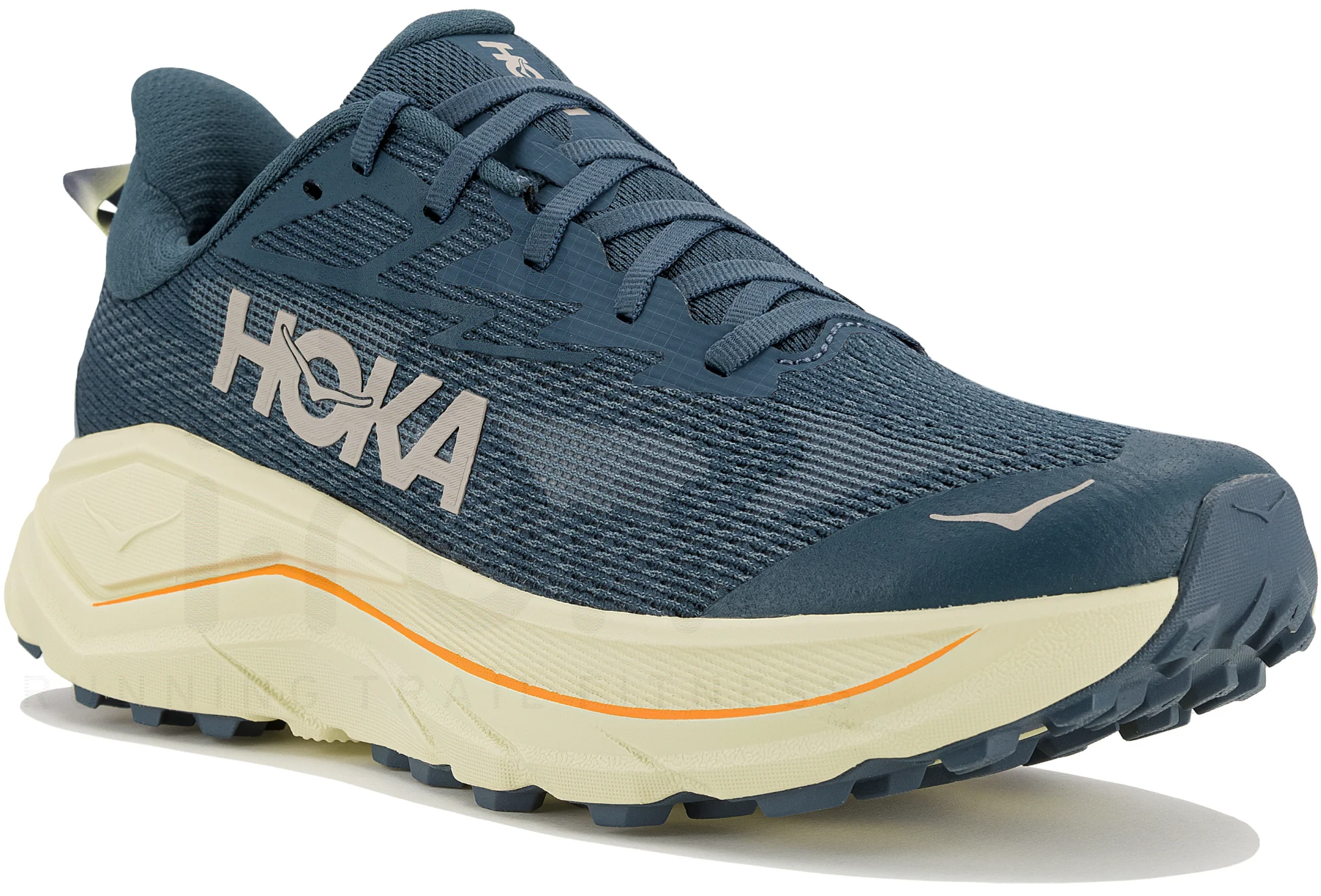 Hoka Challenger