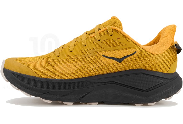Hoka One One Challenger 8