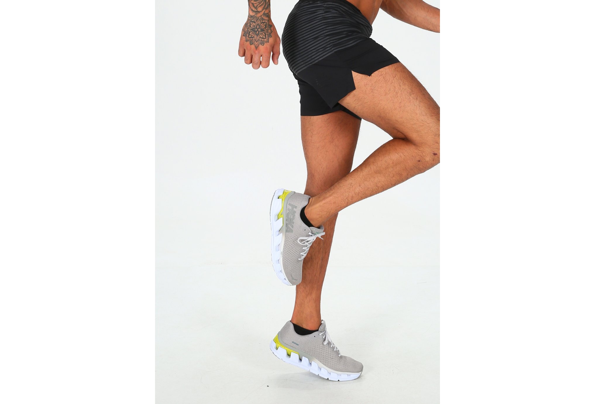 Hoka One One Elevon