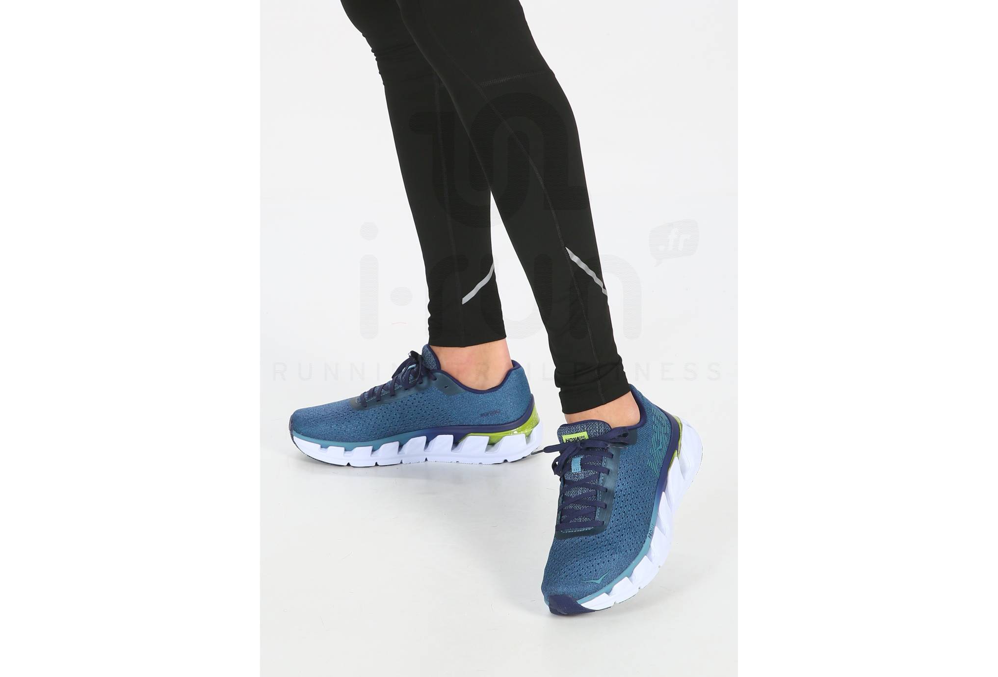 Hoka One One Elevon