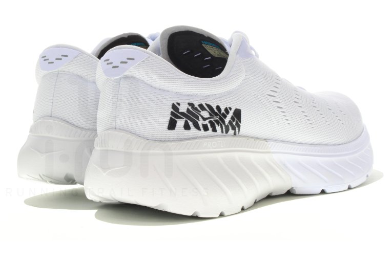 Hoka One One Mach 2