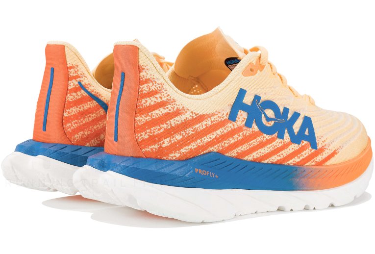 Hoka One One Mach 5