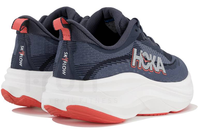 Hoka One One Skyflow 