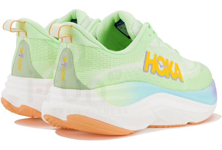 Hoka One One Skyflow 