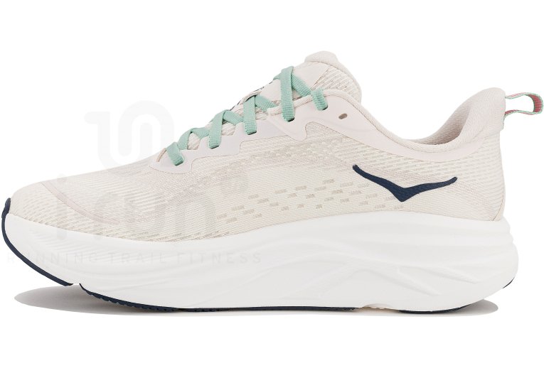 Hoka One One Skyflow 
