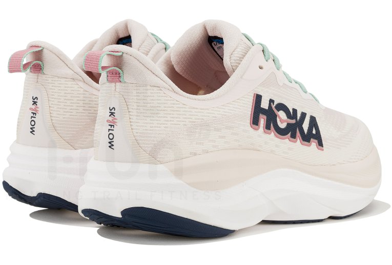 Hoka One One Skyflow 